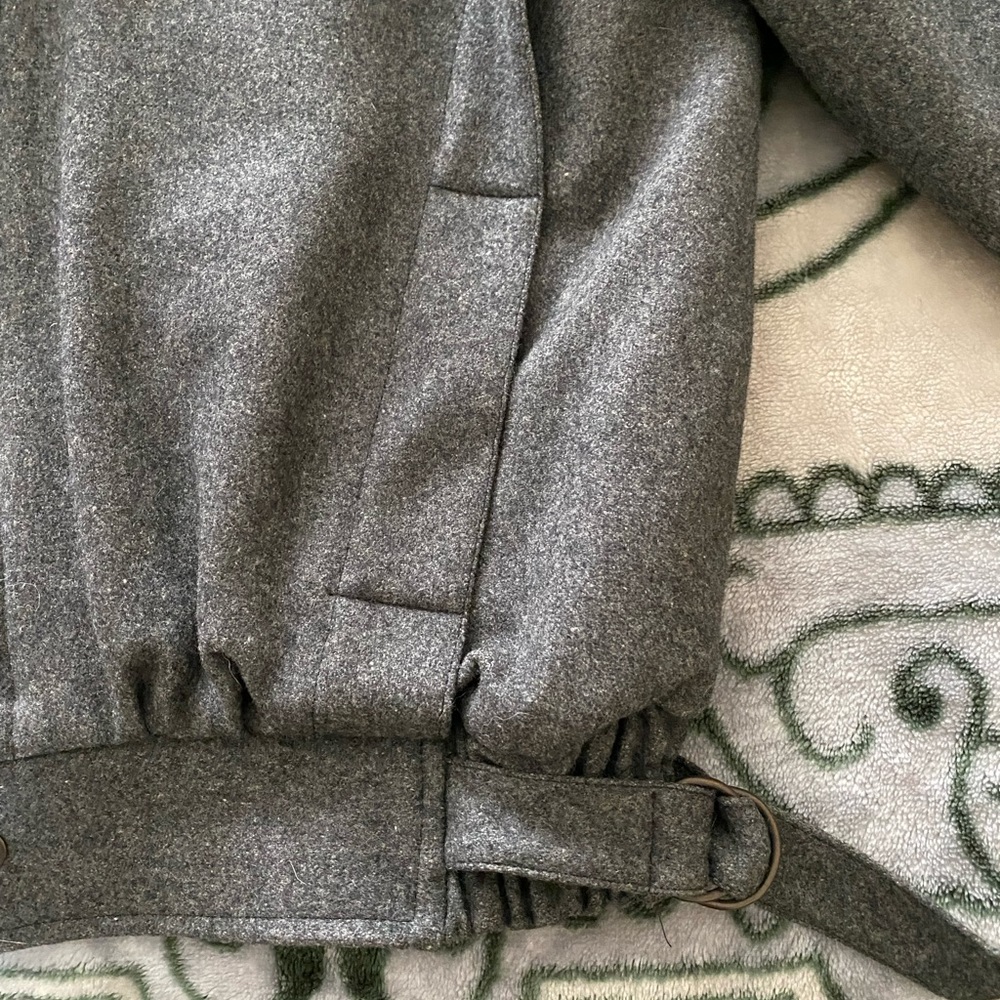 Men’s Jacket - Picture 6 of 8